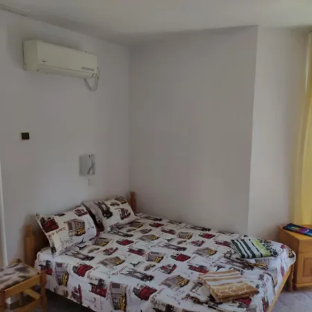 Къща За Гости Давидови Kiten (Burgas)
